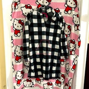 Jenni black and white plaid sleepwear